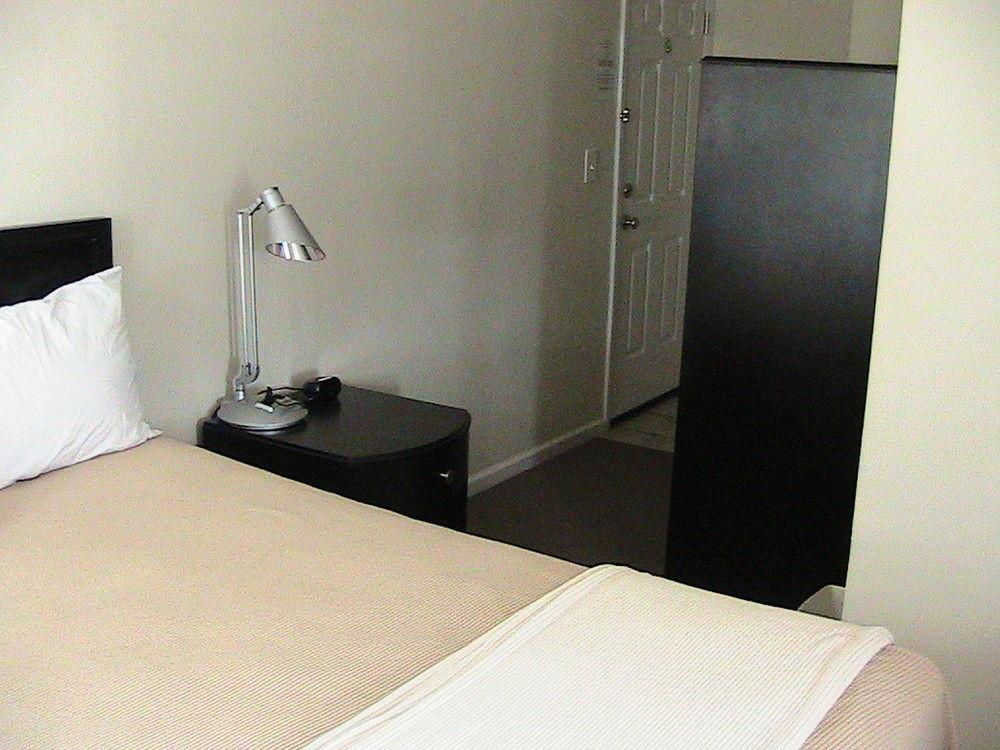 Shore Point Motel Пойнт-Плезант-Бич Экстерьер фото